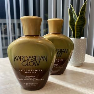 2 Qty- Kardashian Glow Naturally Dark